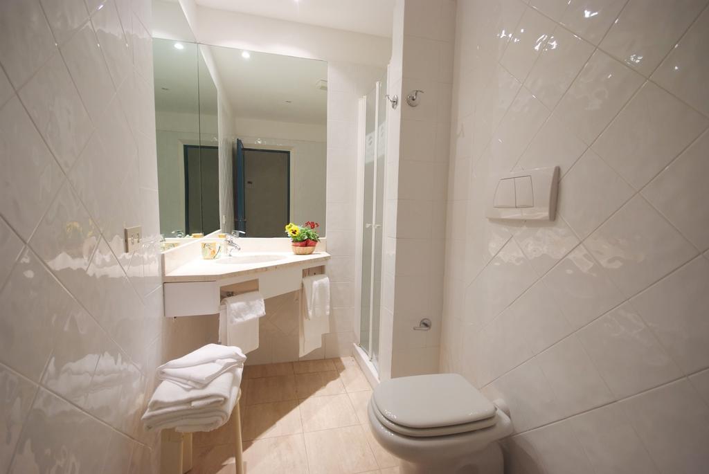 Residence Golfo Della Lacona Δωμάτιο φωτογραφία